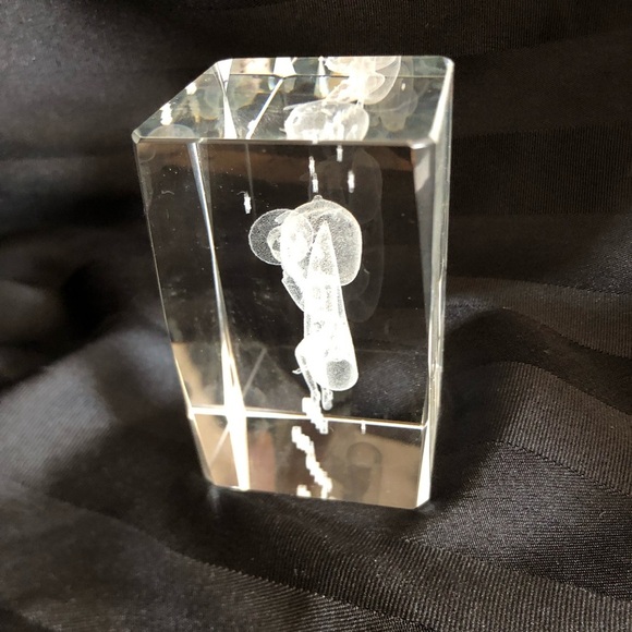 Crystal 3D Etched Betty Boop Paperweight - Picture 7 of 9